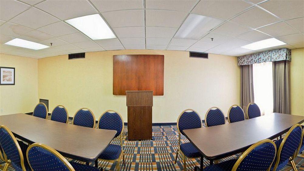 Holiday Inn Express Atlantic City W Pleasantville By Ihg Egg Harbor Township Exterior photo