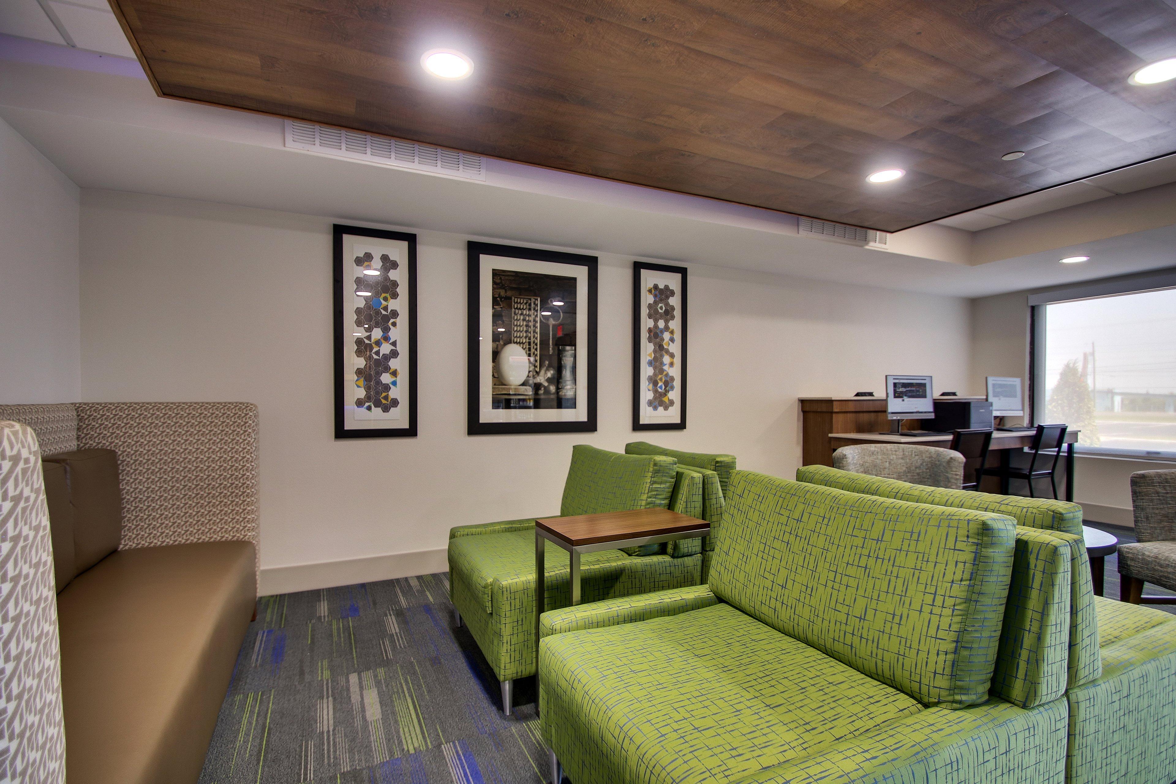 Holiday Inn Express Atlantic City W Pleasantville By Ihg Egg Harbor Township Exterior photo